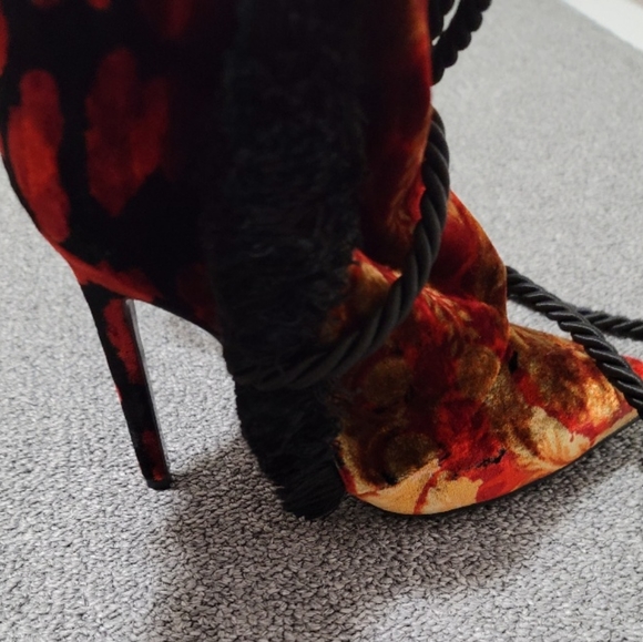 Flash sale🌟Host pick🌟Versace Boots size 36 - Picture 15 of 16